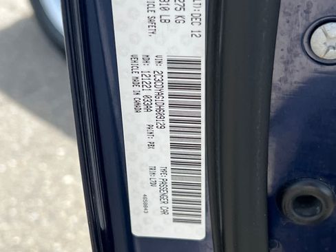 Used 2013 Dodge Challenger SXT RWD image 29