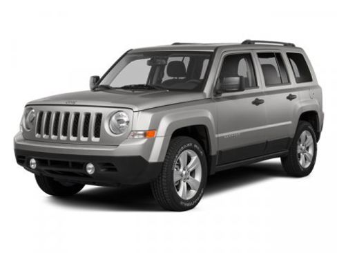 Used 2014 Jeep Patriot Sport w/ Power Value Group image 2