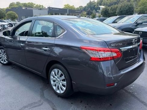 Used 2015 Nissan Sentra SV FWD image 5