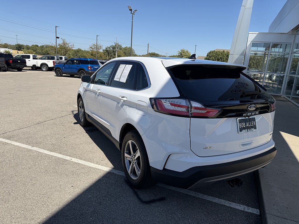 Used 2024 Ford Edge SEL w/ Convenience Package AWD/4WD image 3