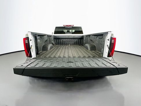 Used 2024 GMC Sierra 3500 Denali image 34