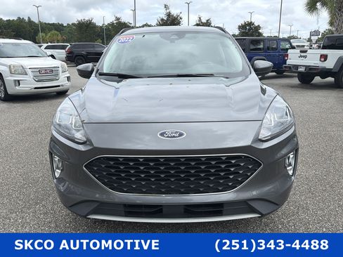 Used 2022 Ford Escape SEL w/ Technology Package FWD image 8