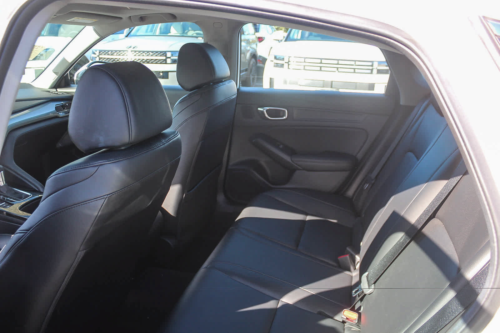 Used 2025 Acura Integra FWD image 23