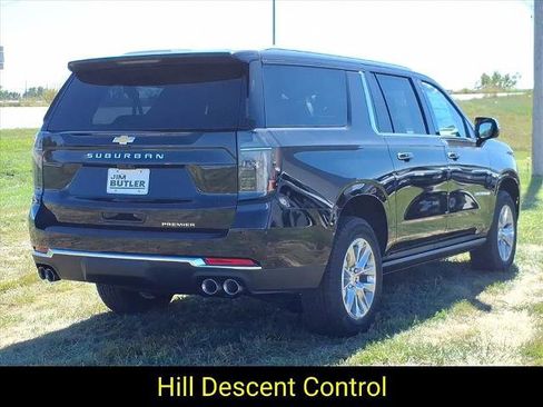 New 2026 Chevrolet Suburban Premier image 32