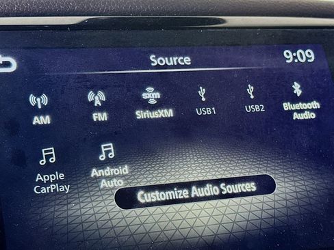 Used 2021 Nissan Titan SV w/ SV Convenience Package AWD/4WD image 28