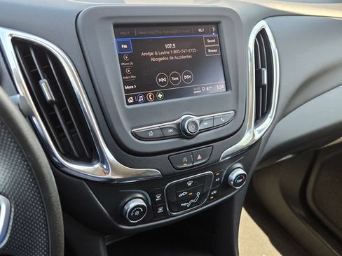 Used 2022 Chevrolet Equinox LT FWD image 21