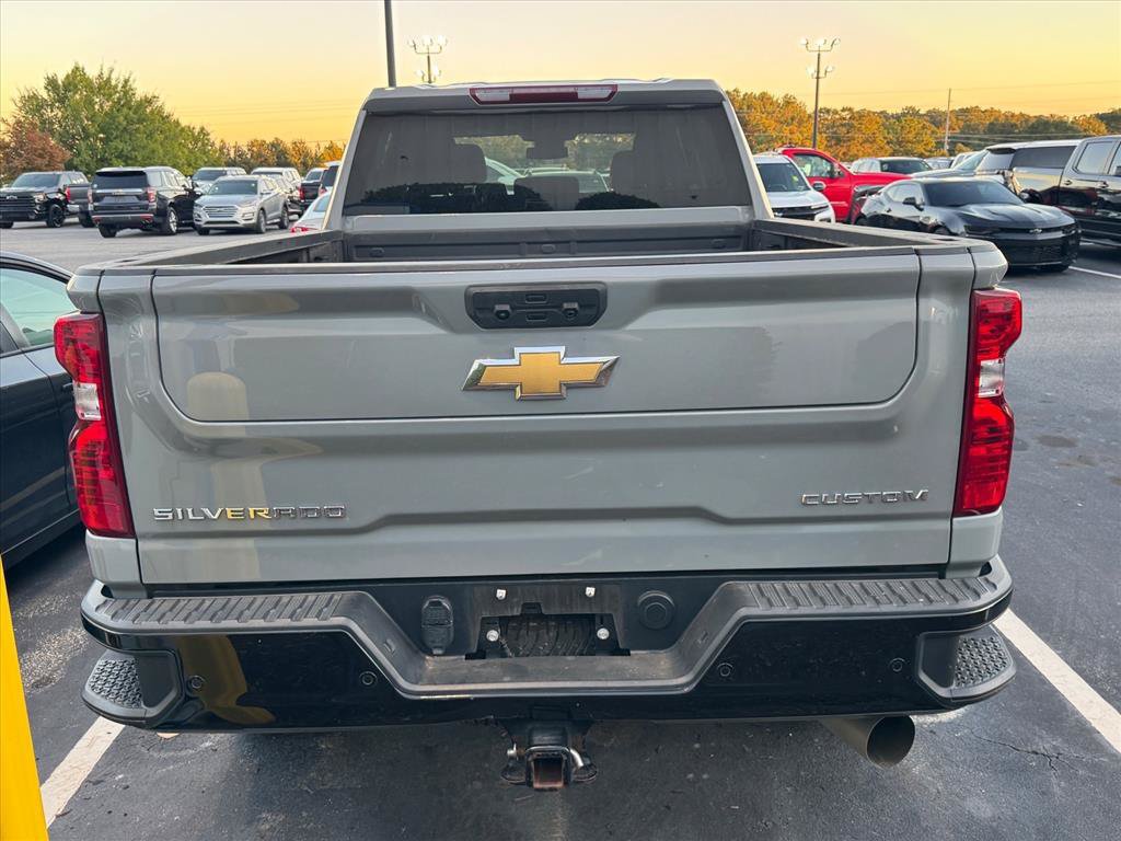 Used 2024 Chevrolet Silverado 2500 Custom w/ Custom Value Package AWD/4WD image 4