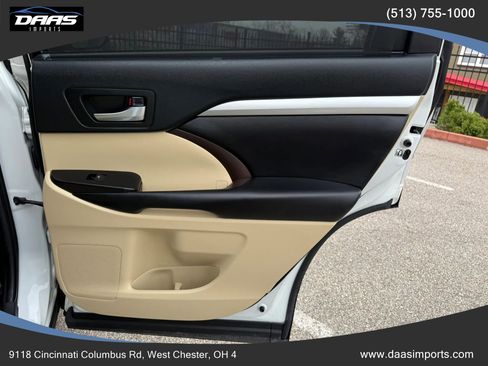 Used 2019 Toyota Highlander XLE image 33