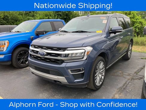 Used 2023 Ford Expedition Limited AWD/4WD image 3