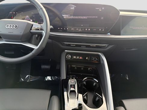 New 2025 Audi Q5 Prestige image 20