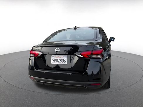 Used 2025 Nissan Versa SV image 14