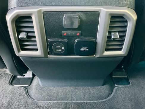 Used 2022 Ford F250 Platinum w/ FX4 Off-Road Package image 31