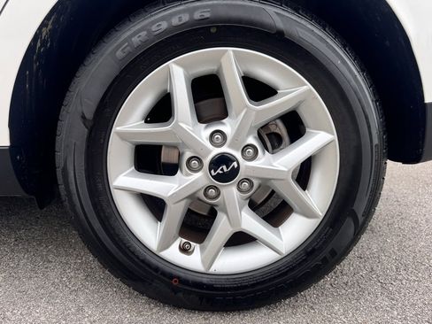 Used 2023 Kia Soul LX w/ Option Group 015 image 12