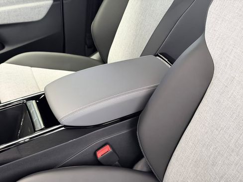 New 2026 Volkswagen ID.4 Pro image 26