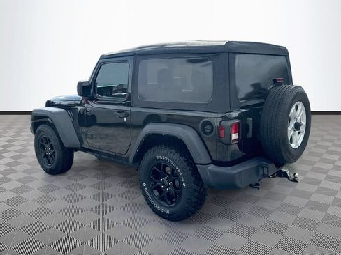 Used 2022 Jeep Wrangler Sport AWD/4WD image 8