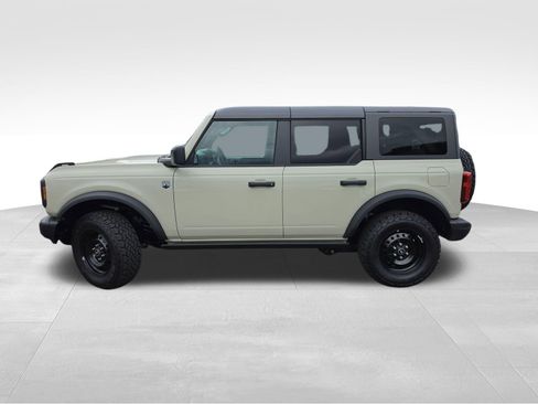 New 2026 Ford Bronco Big Bend w/ Black Diamond Package AWD/4WD image 2
