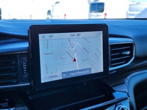 Certified 2023 Ford Explorer Limited image 23