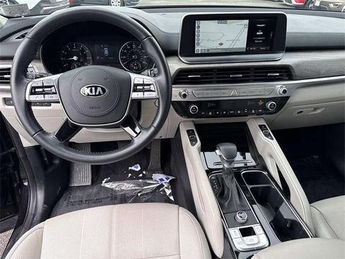 Used 2021 Kia Telluride EX w/ EX Premium Package image 18