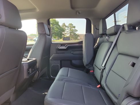 New 2026 Chevrolet Silverado 1500 RST AWD/4WD image 11