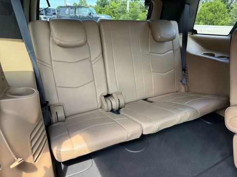 Used 2019 Cadillac Escalade Platinum image 55