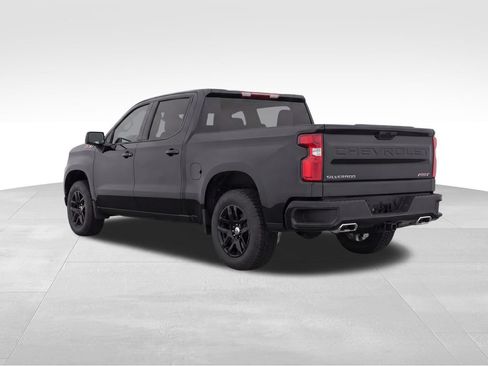 Used 2020 Chevrolet Silverado 1500 RST AWD/4WD image 3