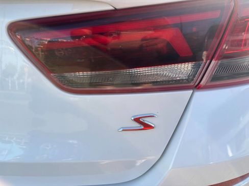 Used 2020 Kia Optima S FWD image 12