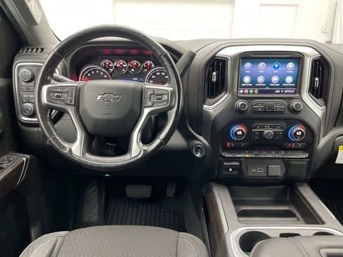 Used 2020 Chevrolet Silverado 1500 LT Trail Boss image 17