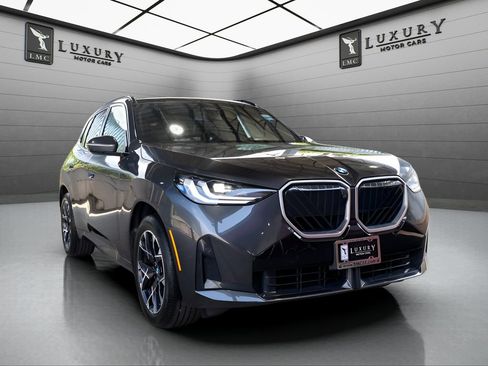 Used 2025 BMW X3 xDrive30i w/ Premium Package AWD/4WD image 1