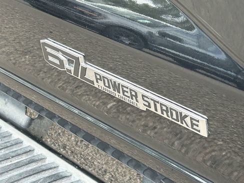 Used 2023 Ford F250 XLT w/ XLT Premium Package AWD/4WD image 8