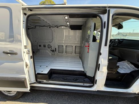 Used 2022 Ford Transit 150 Low Roof RWD image 29