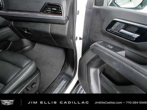 Used 2025 Chevrolet Tahoe LT RWD image 24
