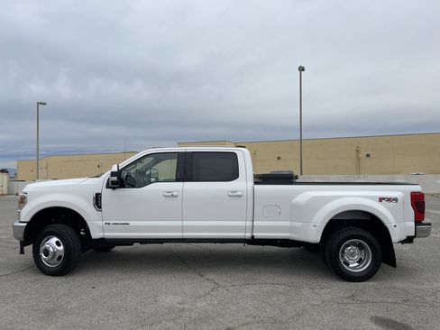 Used 2020 Ford F350 Lariat w/ Lariat Ultimate Package image 2