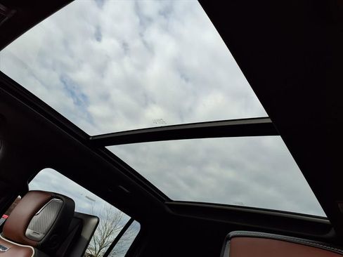 Certified 2024 GMC Yukon XL Denali Ultimate image 6