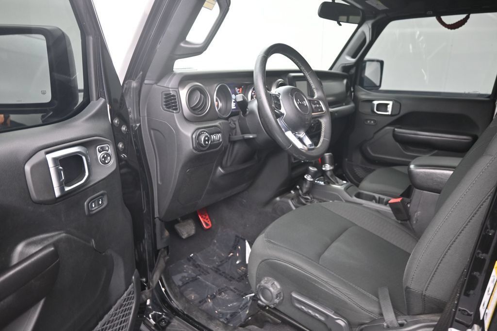 Used 2020 Jeep Gladiator Sport w/ Quick Order Package 24S AWD/4WD image 10