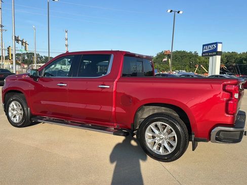 Used 2019 Chevrolet Silverado 1500 LTZ w/ LTZ Plus Package AWD/4WD image 13