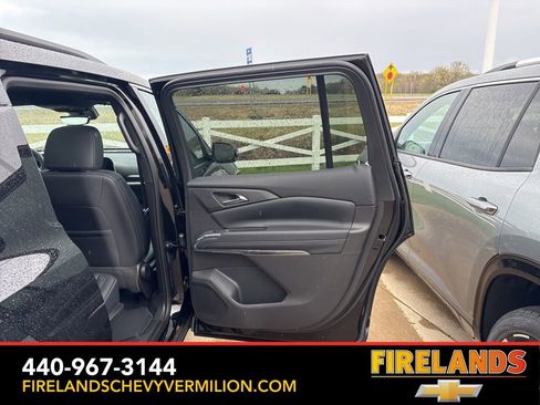 New 2026 Chevrolet Traverse LT w/ Sun and Wheel Package image 46