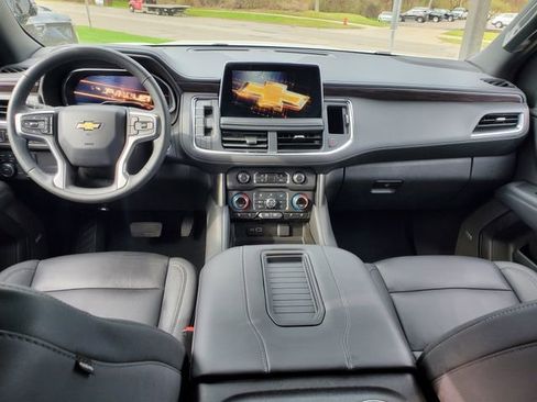 Used 2024 Chevrolet Tahoe LT w/ Luxury Package image 17