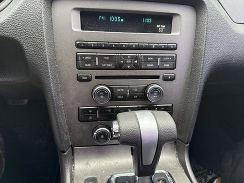 Used 2010 Ford Mustang Coupe image 16