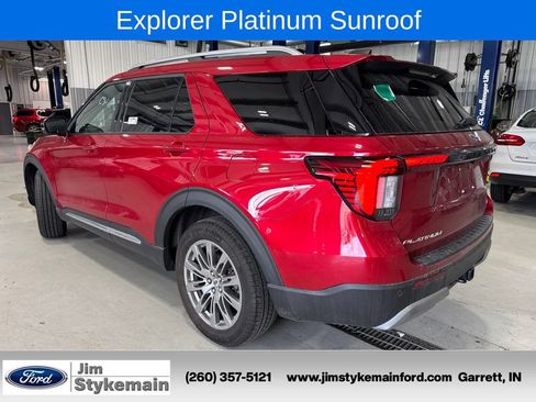 Used 2026 Ford Explorer Platinum AWD/4WD image 5