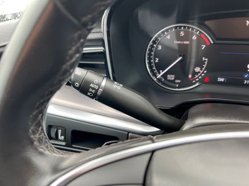 Used 2023 Cadillac XT5 Luxury image 15