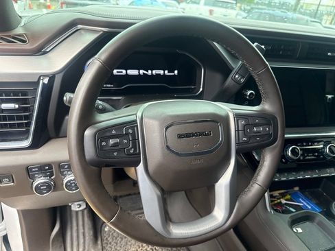 Used 2024 GMC Sierra 3500 Denali w/ Denali Reserve Package AWD/4WD image 9