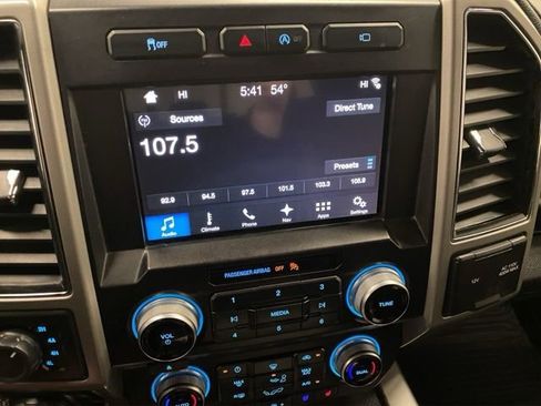 Used 2017 Ford F150 Lariat w/ Equipment Group 502A Luxury AWD/4WD image 11