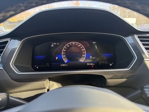 Used 2024 Volkswagen Tiguan S image 27