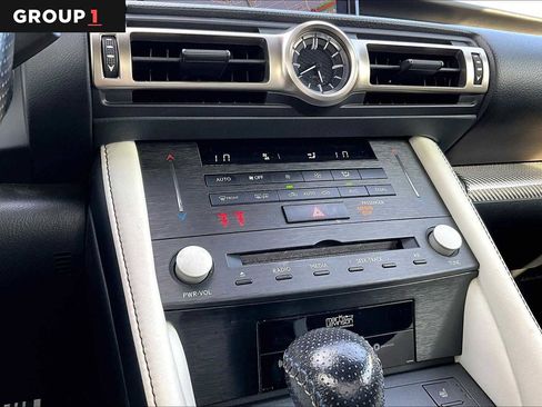 Certified 2020 Lexus RC F w/ Premium Package image 35