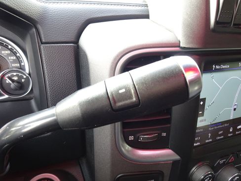 Used 2018 RAM 2500 Power Wagon w/ Luxury Group image 23