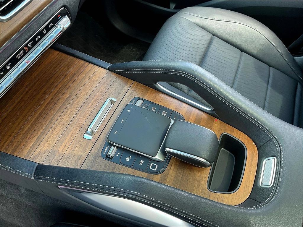 Certified 2025 Mercedes-Benz GLE 350 4MATIC image 19