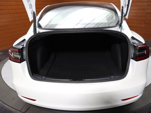 Used 2023 Tesla Model 3 Standard Range image 60