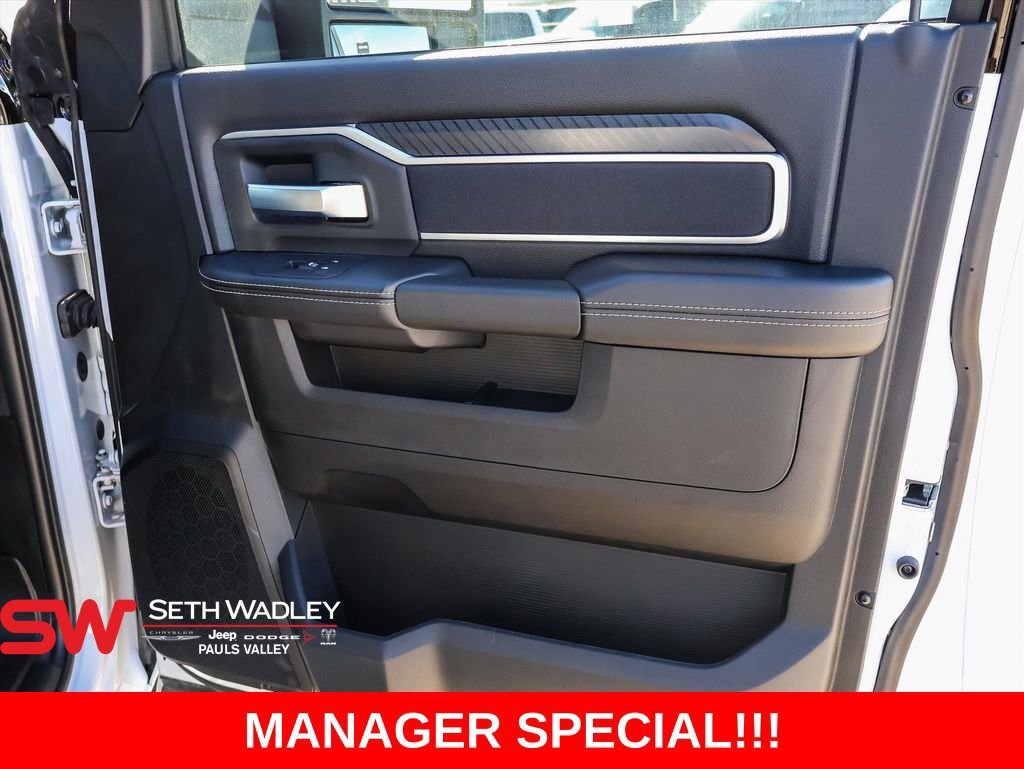 New 2025 RAM 2500 Big Horn AWD/4WD image 27
