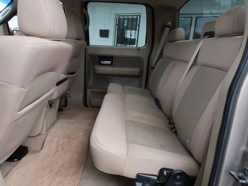 Used 2006 Ford F150 XLT RWD image 7