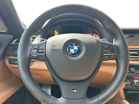 Used 2015 BMW 740Li xDrive image 20